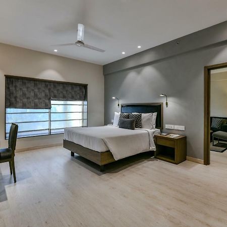 Sun-N-Sand Suites, Shirdi Eksteriør billede