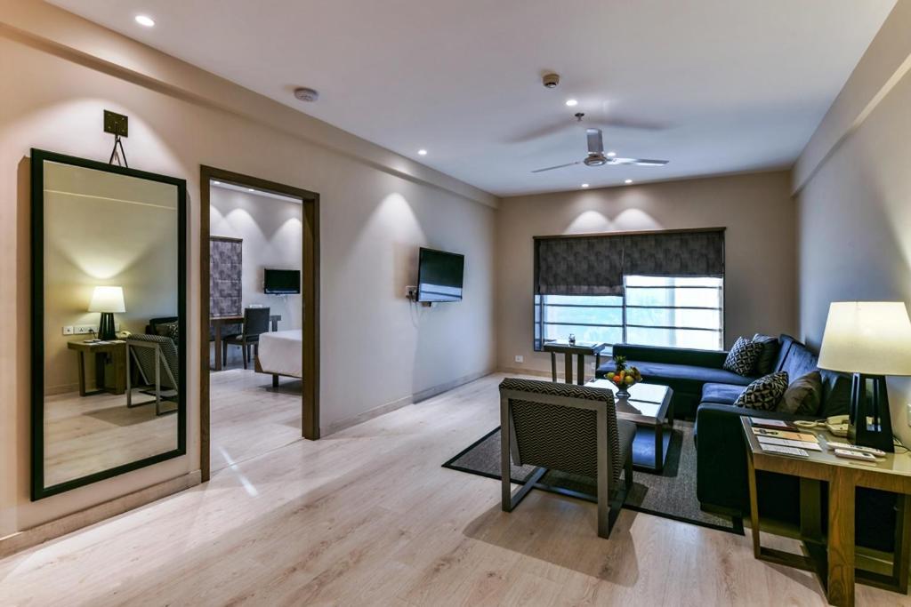 Sun-N-Sand Suites, Shirdi Eksteriør billede